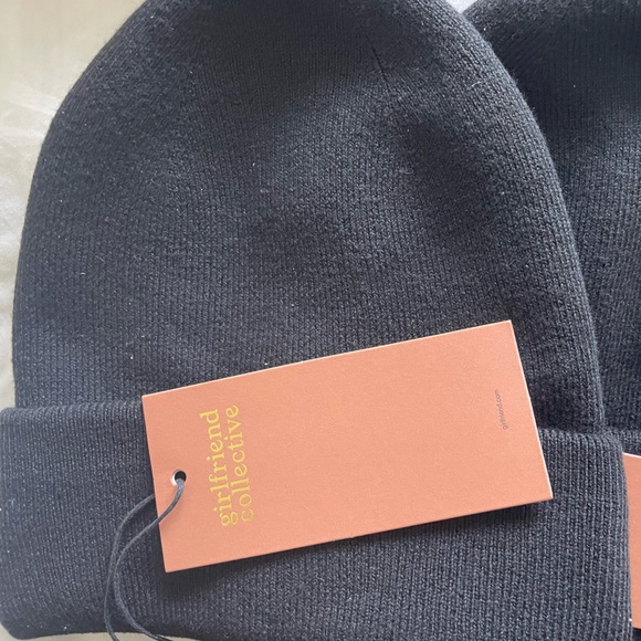 Girlfriend Collective Beanie NWT - Picture 2 of 5
